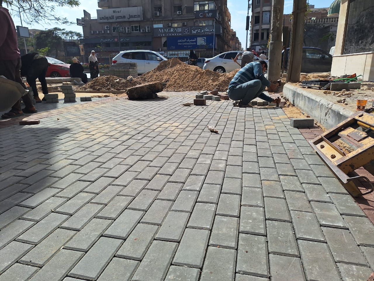 أعمال رصف وتبليط